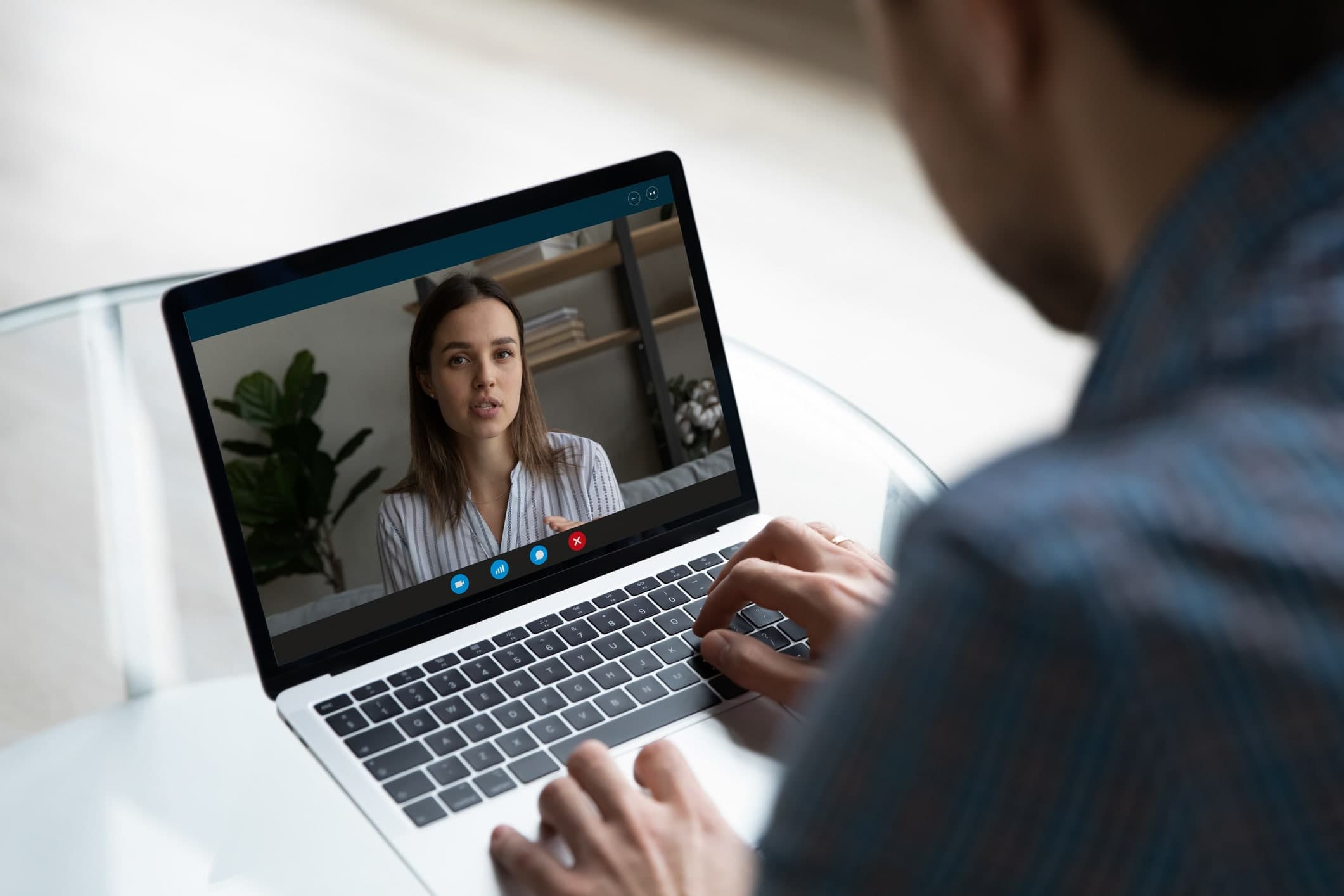 18 Recruiter Interview Questions to Ask Candidates