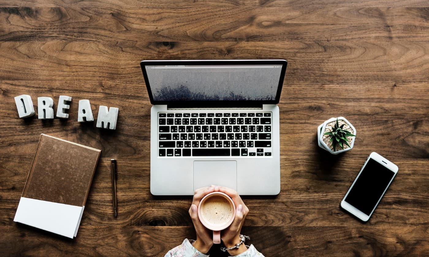 39 Side Hustle Ideas to Earn Extra Cash in 2023