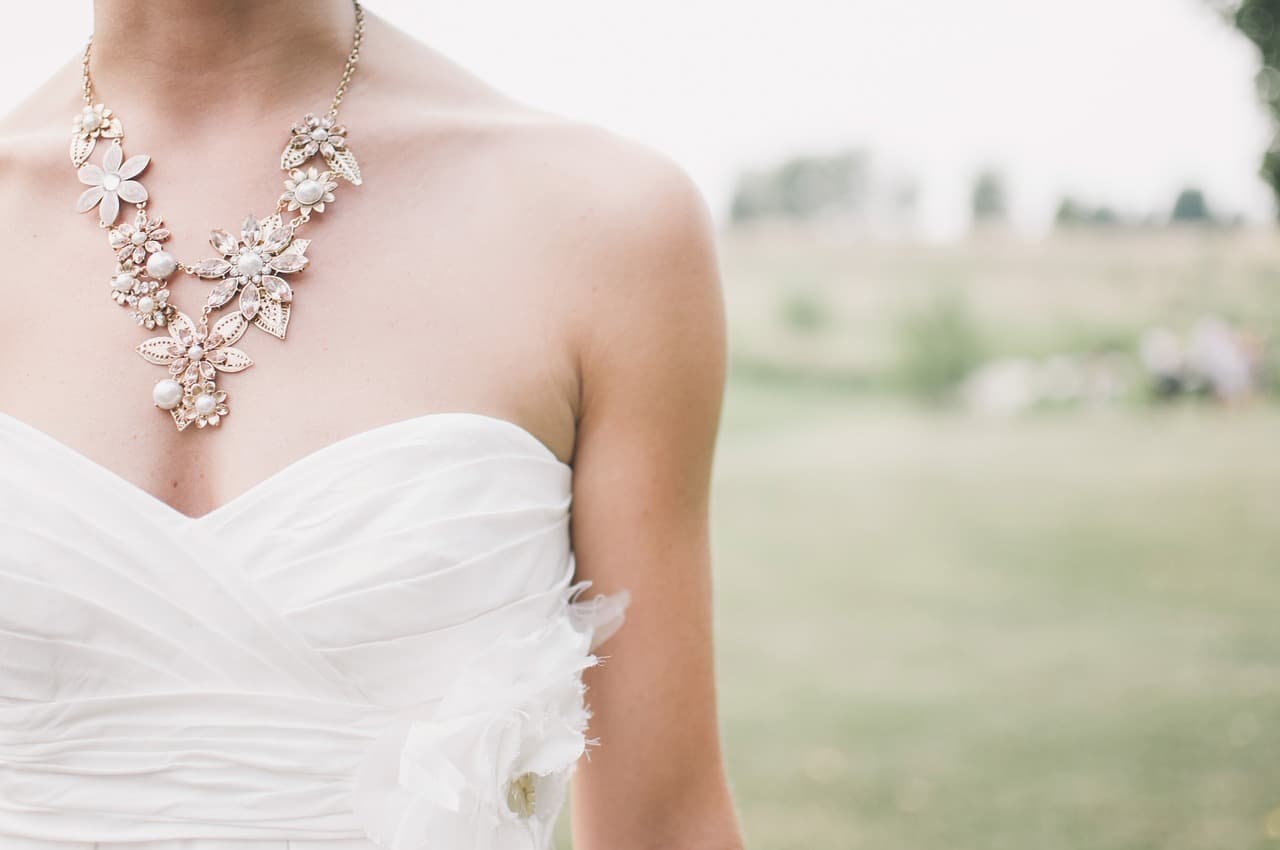 7 Tips for Buying Jewelry Online