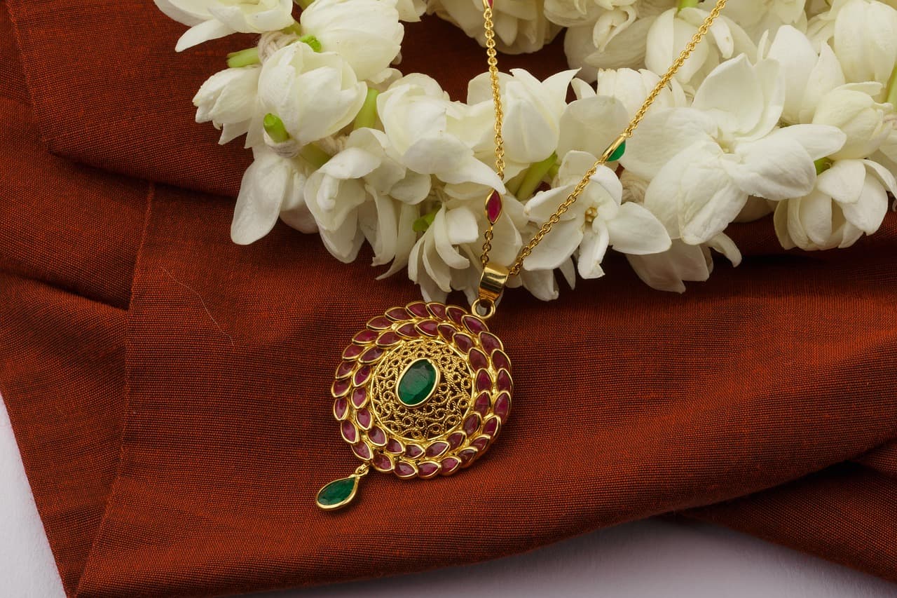 Easy Online Jewellery Shopping with Caratlane