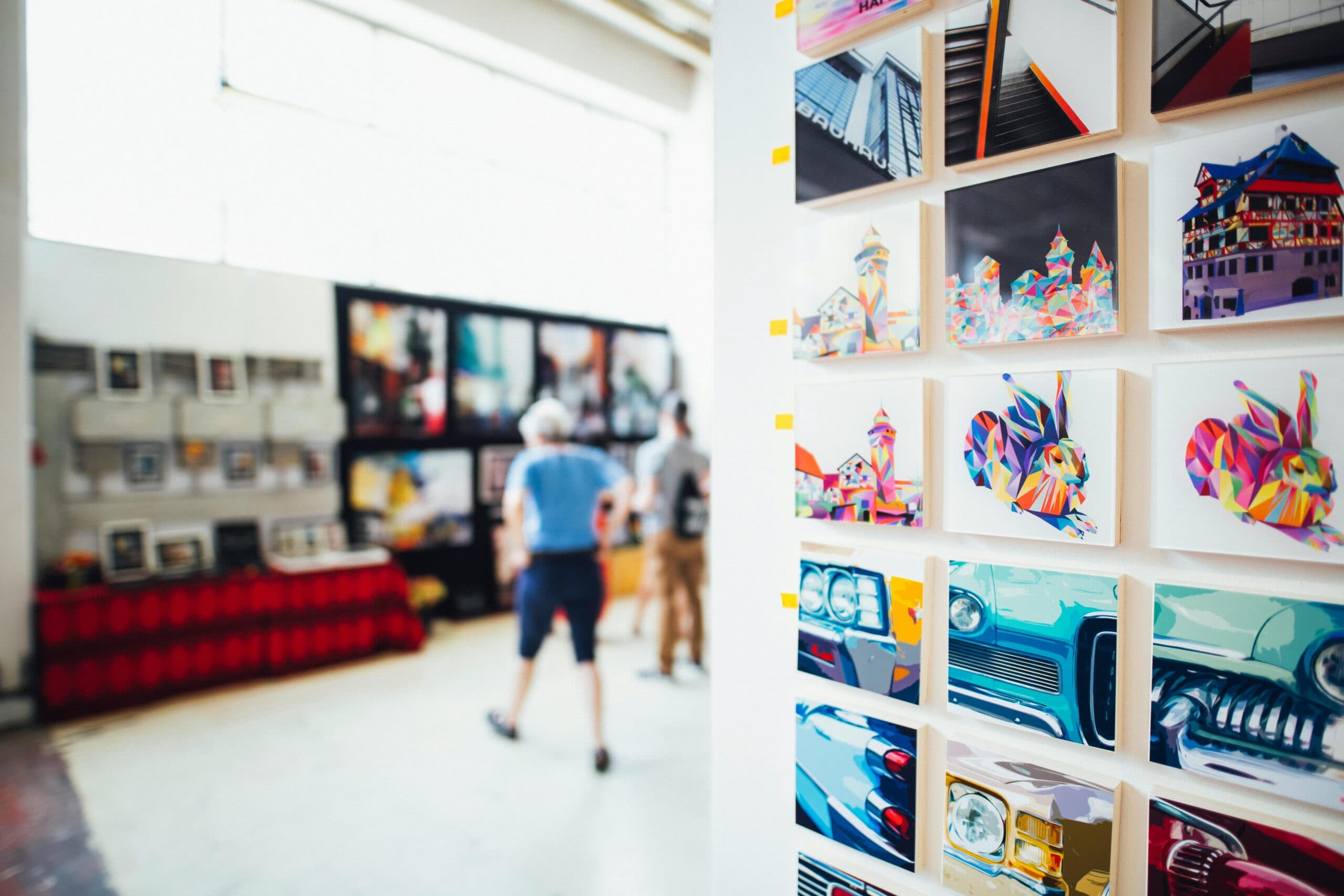 Guide to Finding Showroom Jobs near me