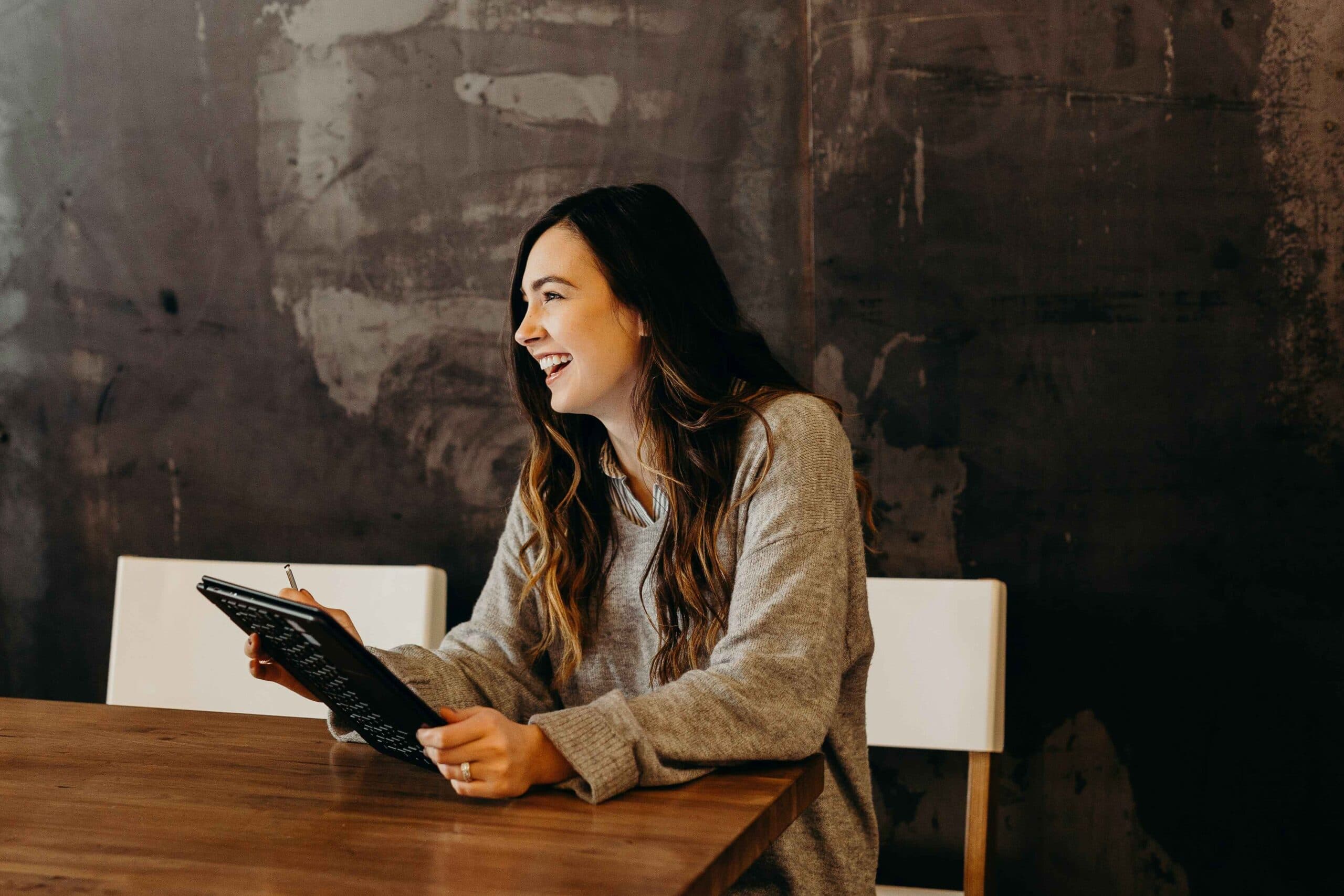Hiring meaning in different languages