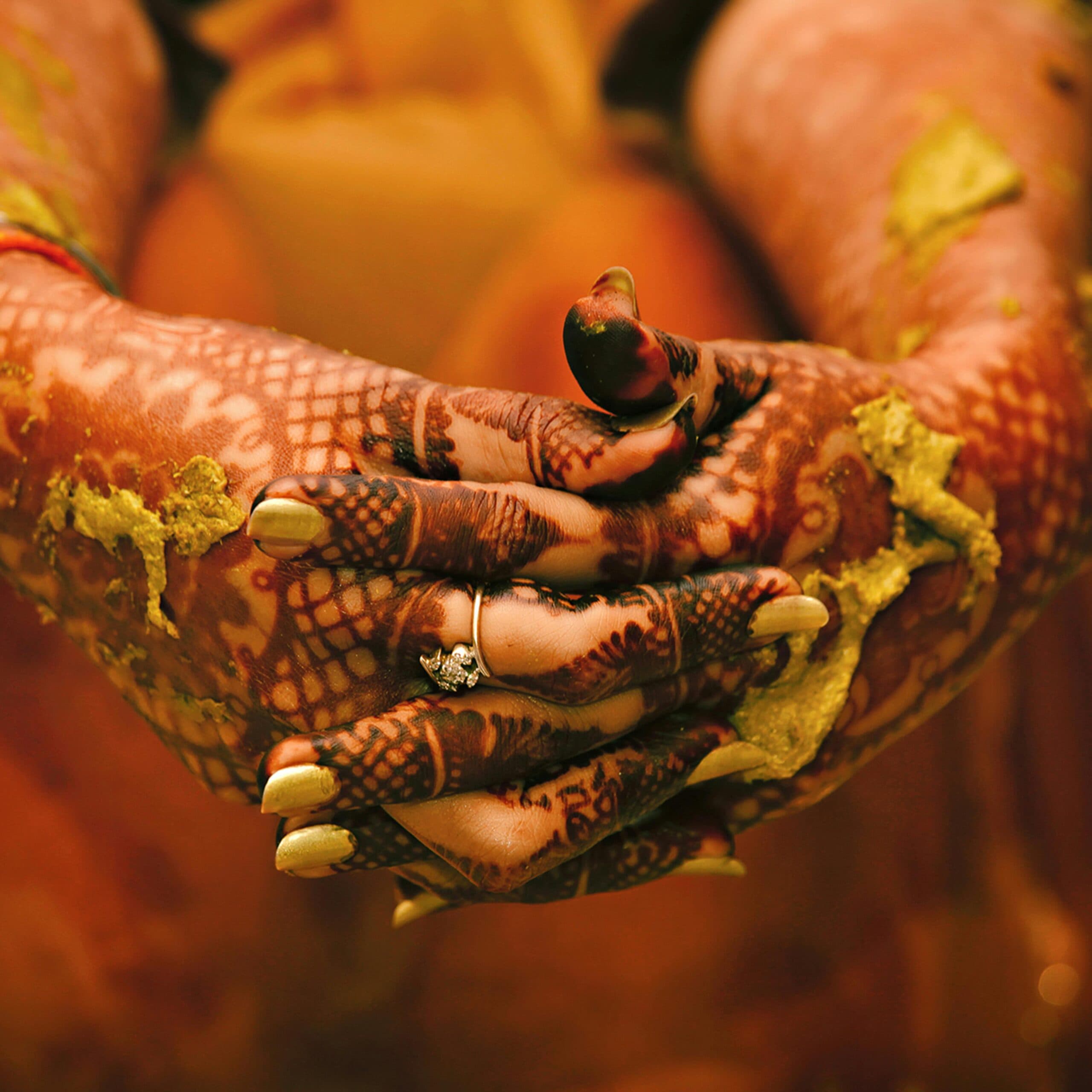 How to Choose a Custom Ring for Your Wedding