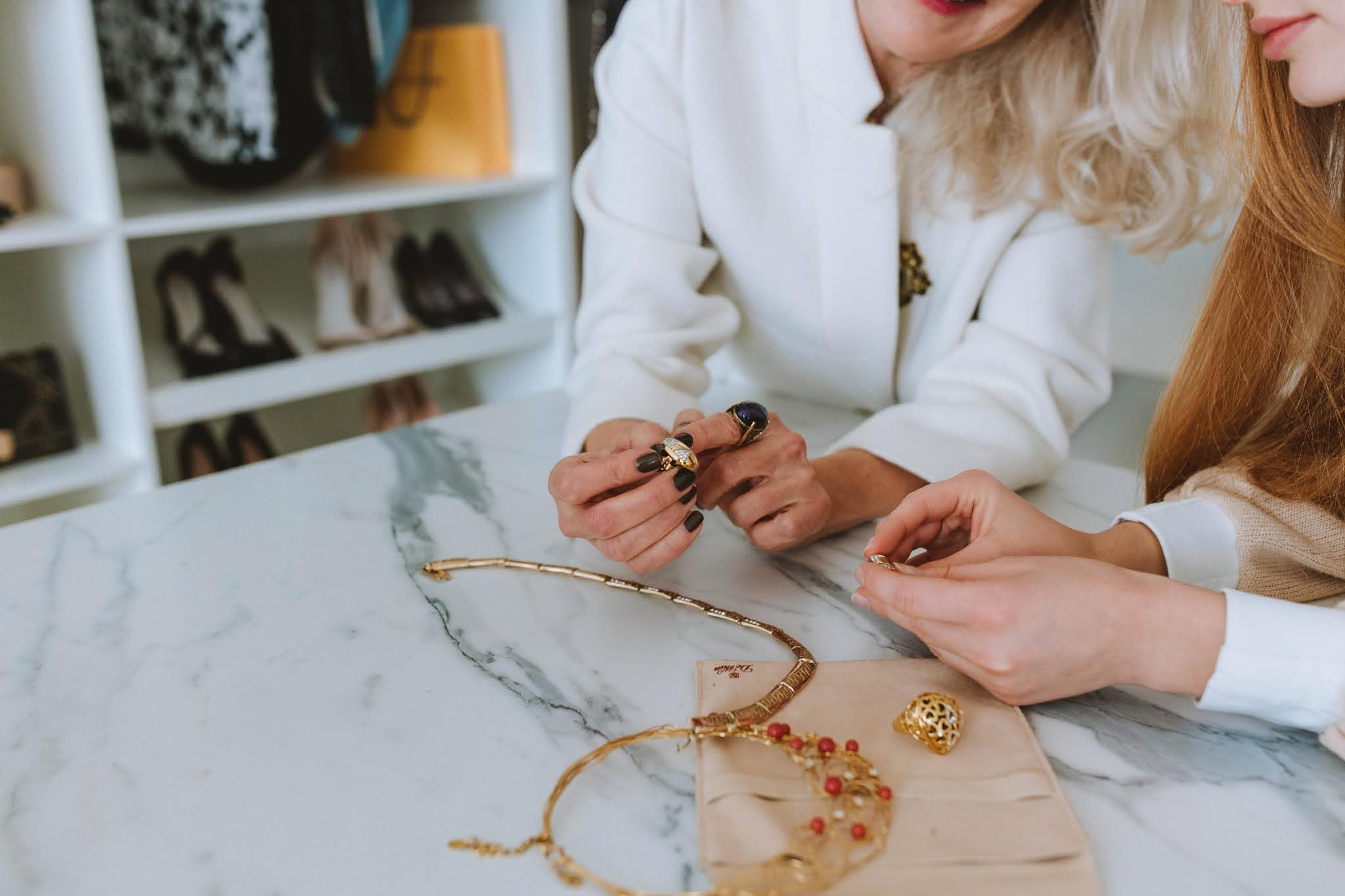 How to Find a Jewelry Designer?