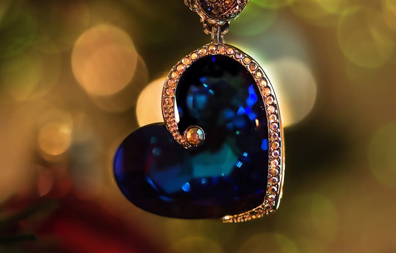 How to Find Jewellery Designer Jobs in 2024
