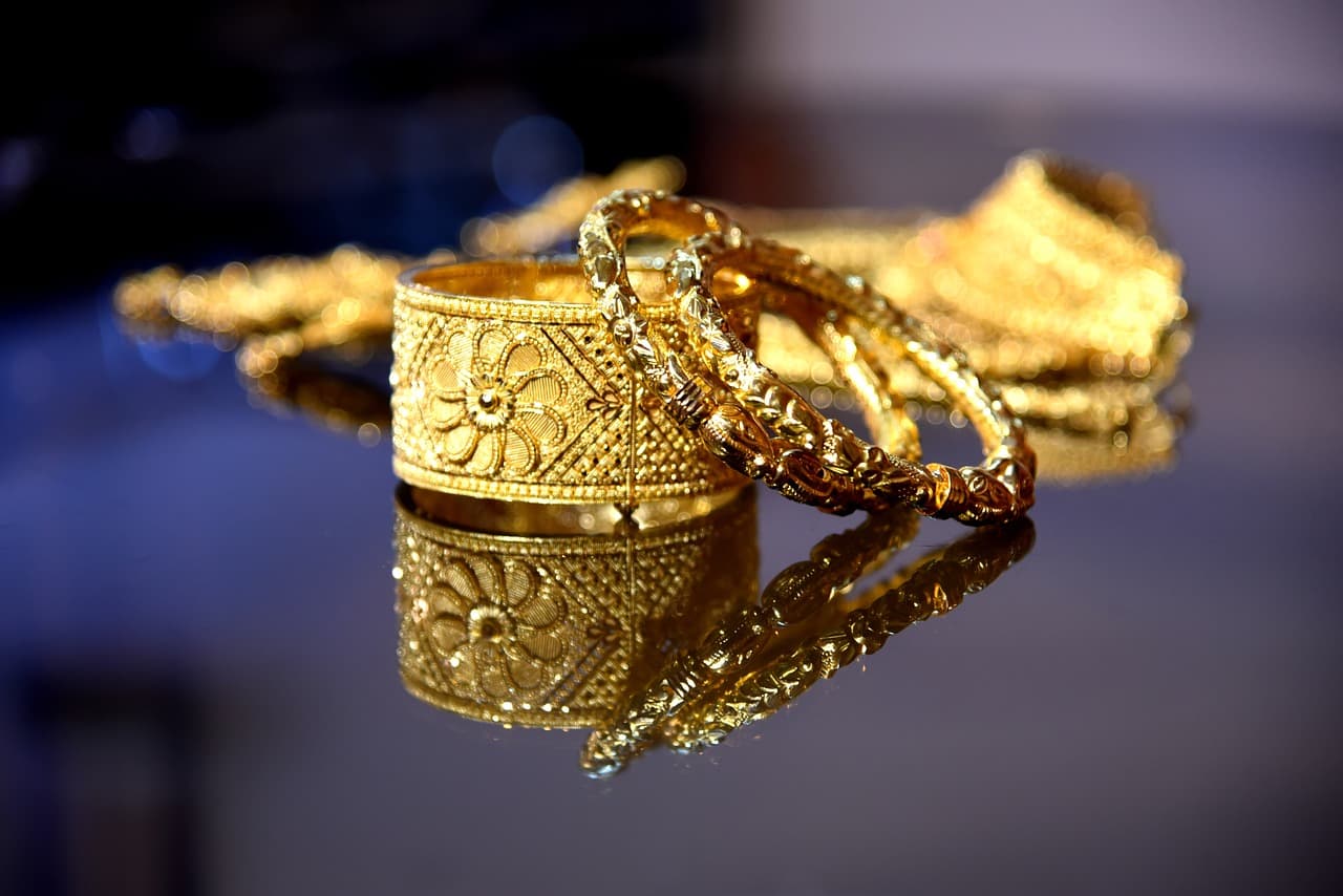 How to Test Gold at Home?