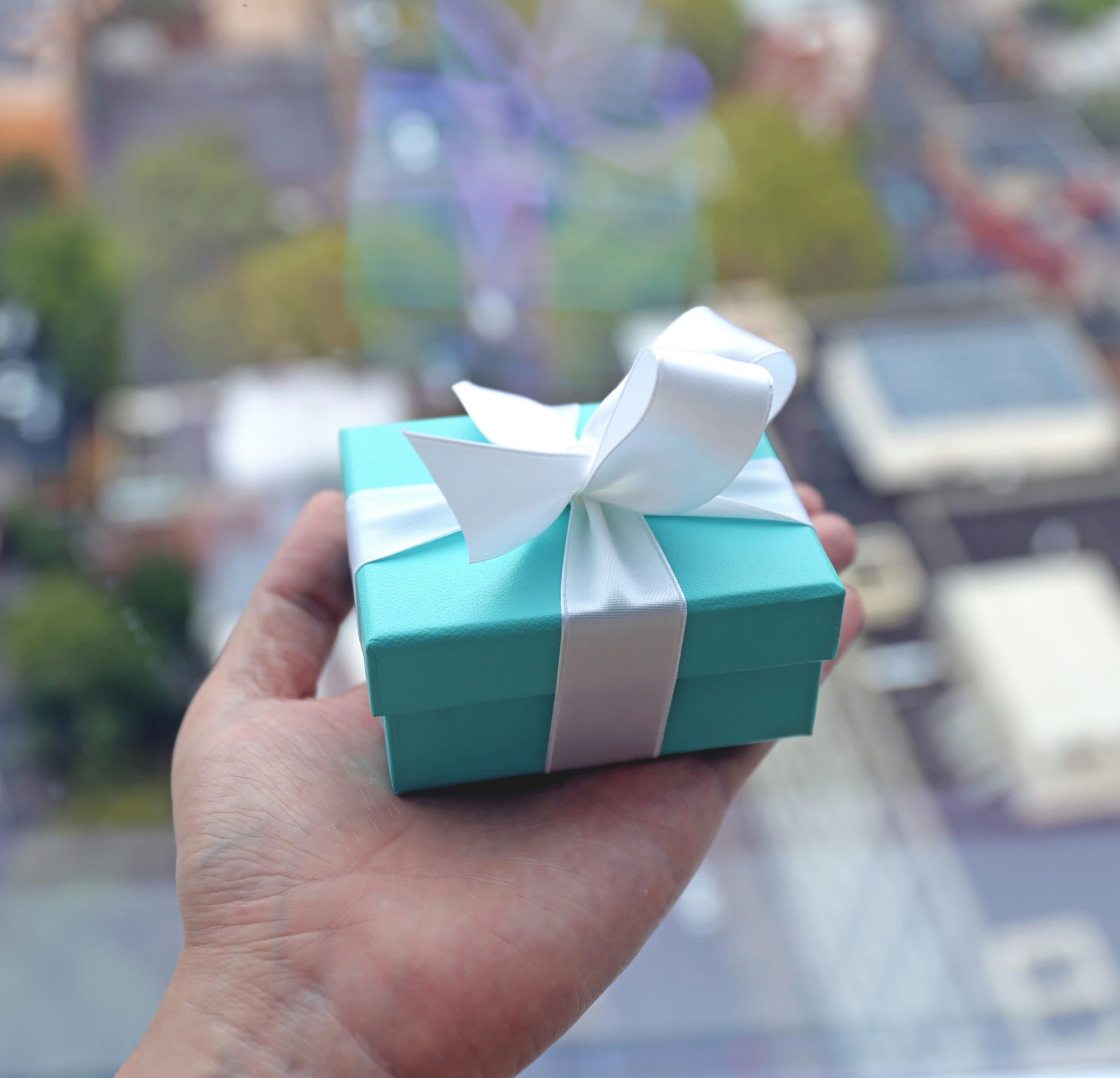 Popular Tiffany & Co Jewelry Designs: A Guide