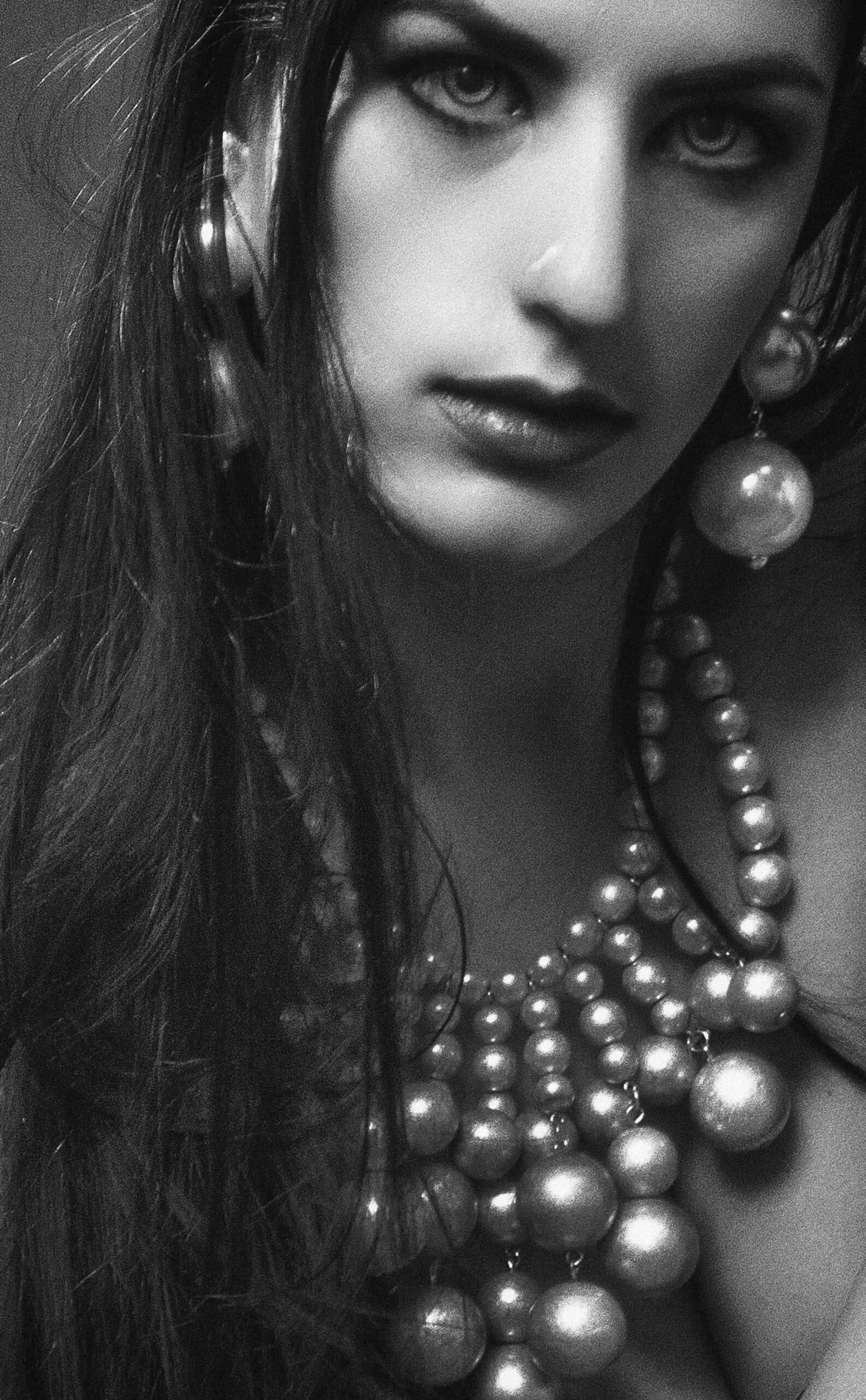 Shopping Necklace with Pearl Online in India